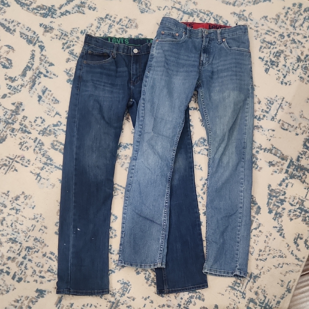 Levi's Dark and Light Blue Jeans Pair